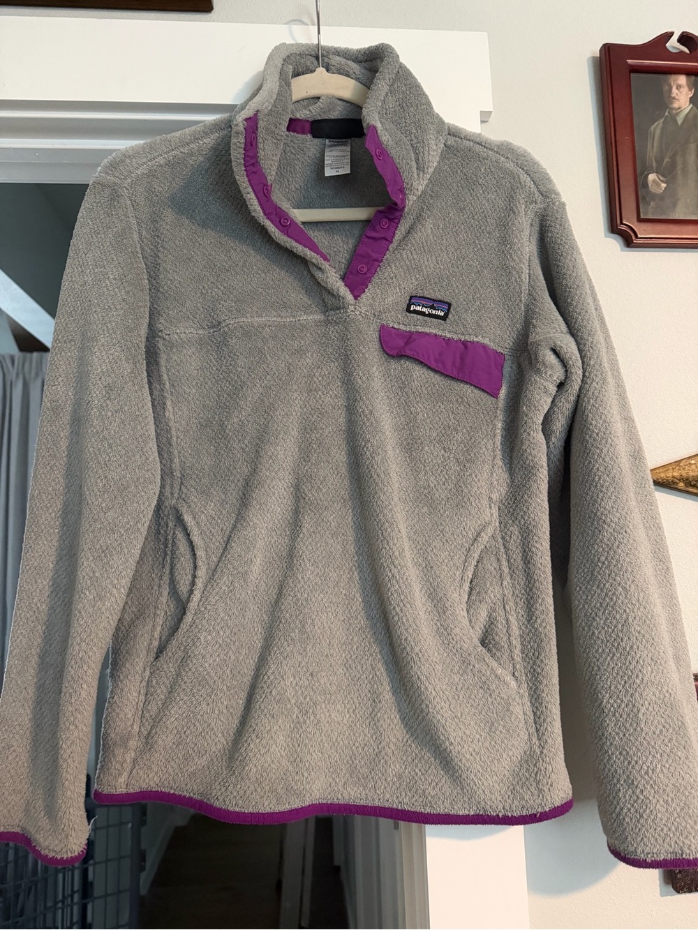 Patagonia Women's Gray Teddy Fleece Pullover with Purple Accents